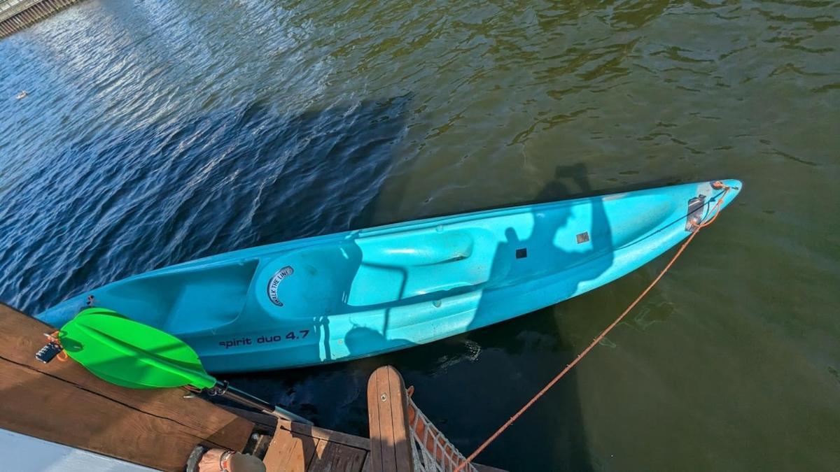 Botel Floating