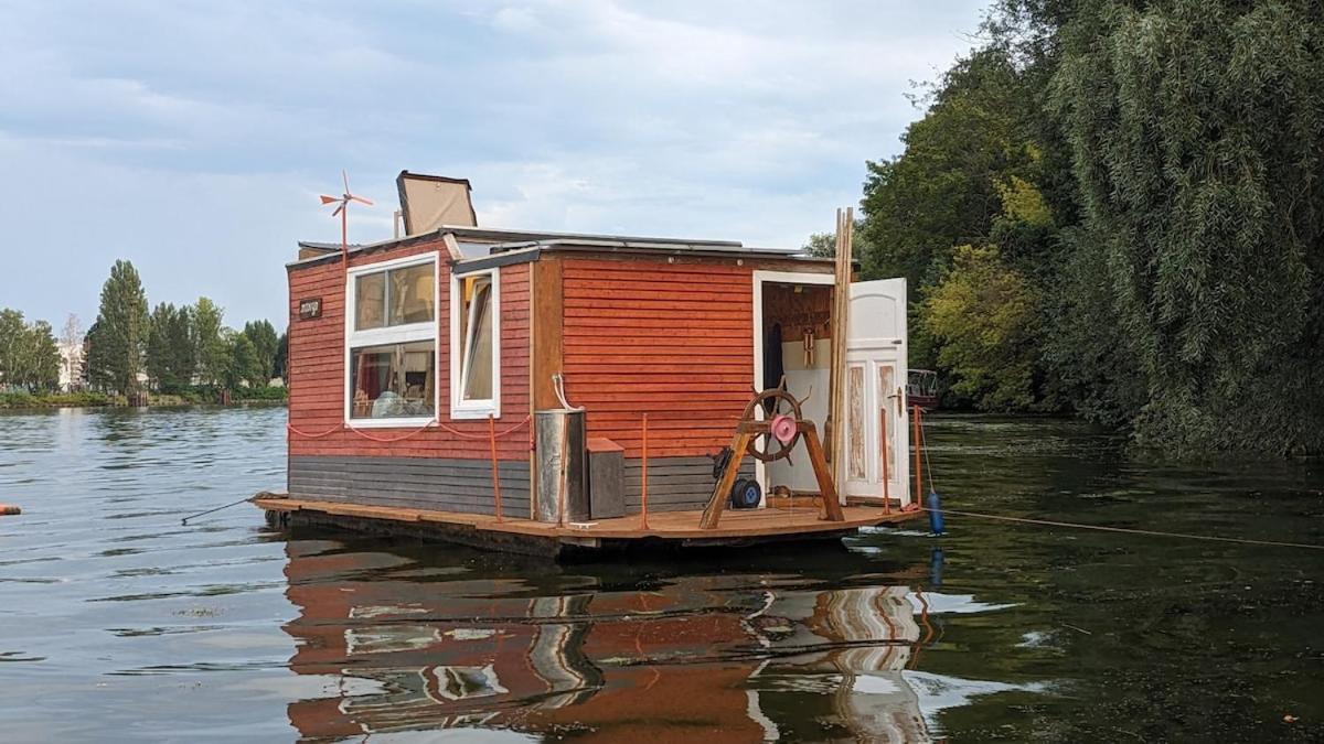 Floating * Berlijn